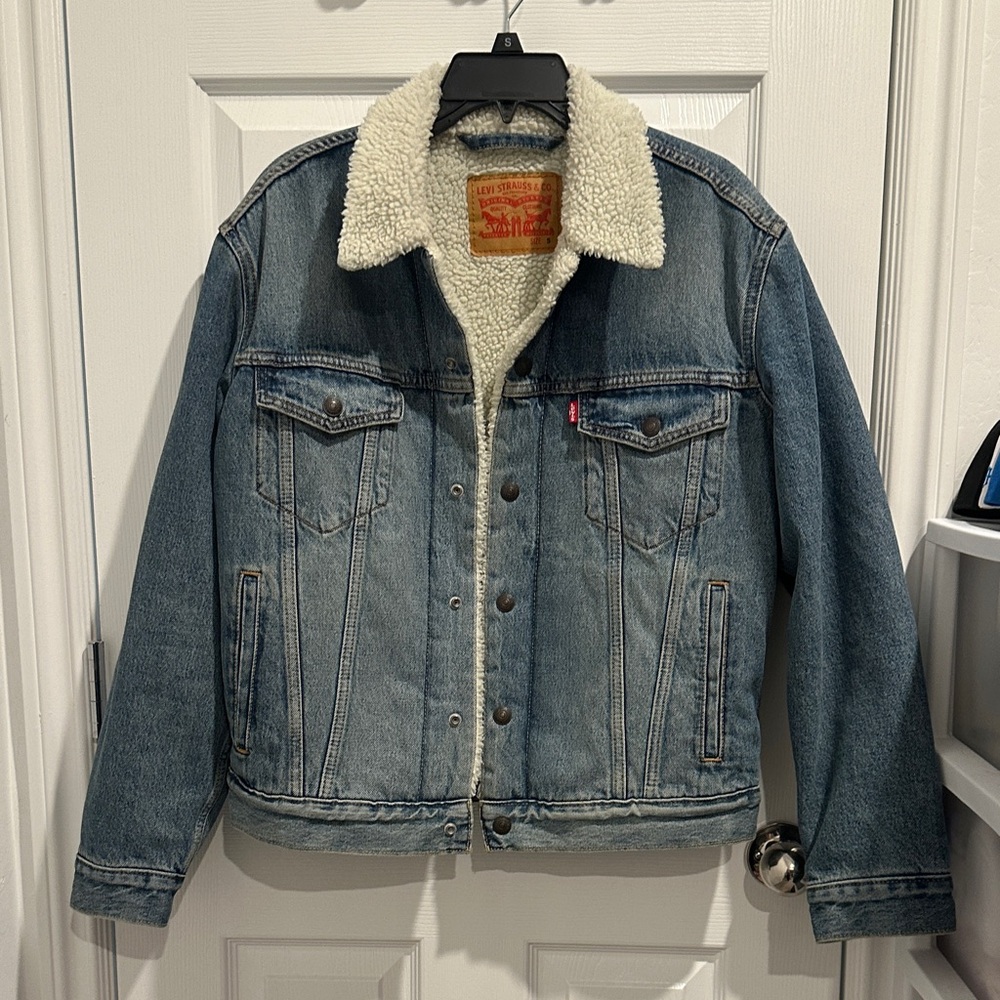 Levi's Denim Jacket with Sherpa Lining